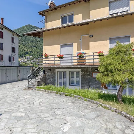Casa Lario