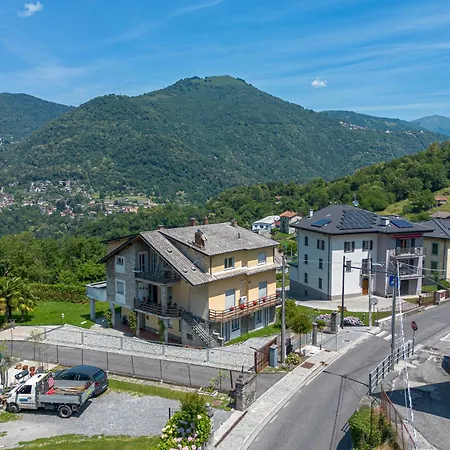 Casa Lario *