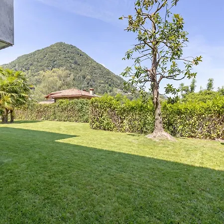 Casa Lario Lejlighed *